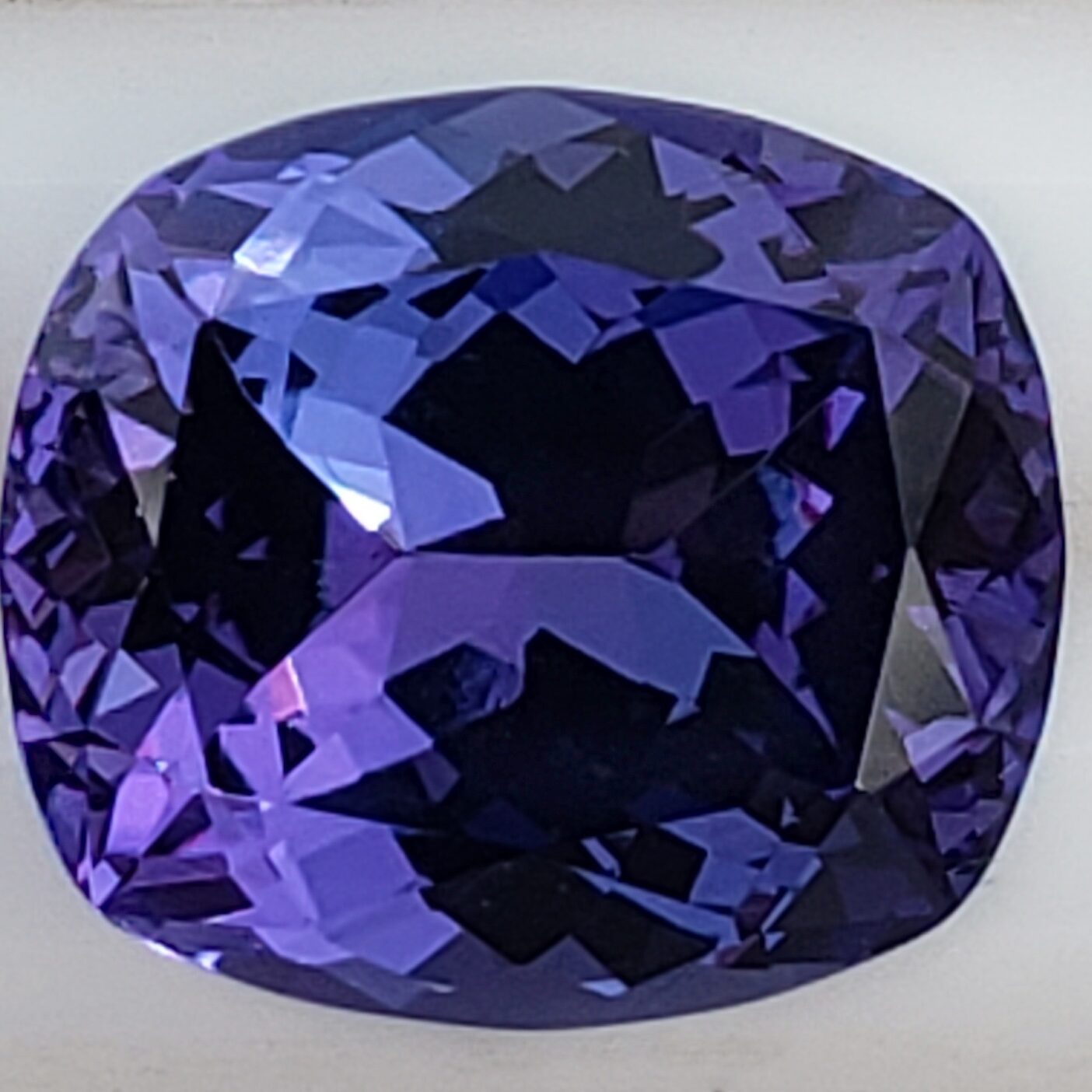 Tanzanite cushion